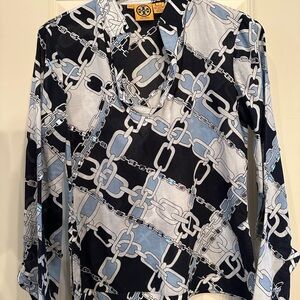 Chain Print Long Sleeve Top